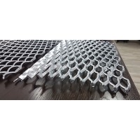 Лист стальной оцинкованный просечно-вытяжной ПВЛ 306 3x1000x2500 мм Ст3пс ТУ 5262-001-57099372-2004