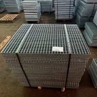 Решетчатый прессованный настил P Zn 33x11 / 50x4 мм Ст3 СТО 23083253-003-2008