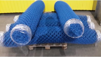 сетку рабицу стальную с полимерным покрытием (ПВХ) 10x10 2,2 мм купить в Барнауле