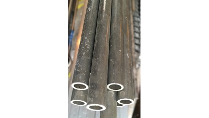 Трубу алюминиевую б/ш анодированную 45x2,5 мм Д1 купить в Барнауле