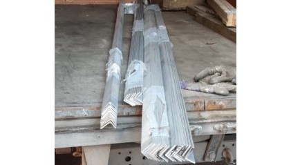 уголок алюминиевый равнополочный 10x10х1 мм АД31Т купить в Барнауле